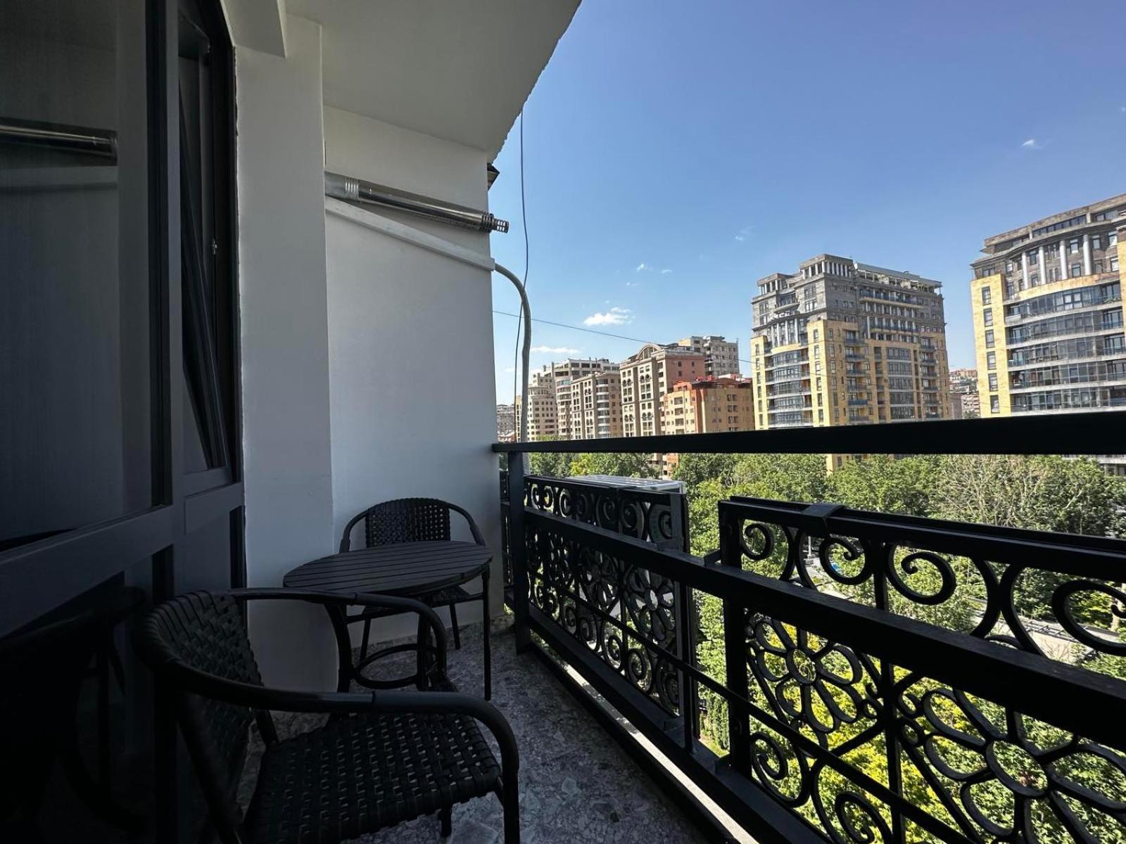 Panorama Apartments Jerevan Exteriör bild